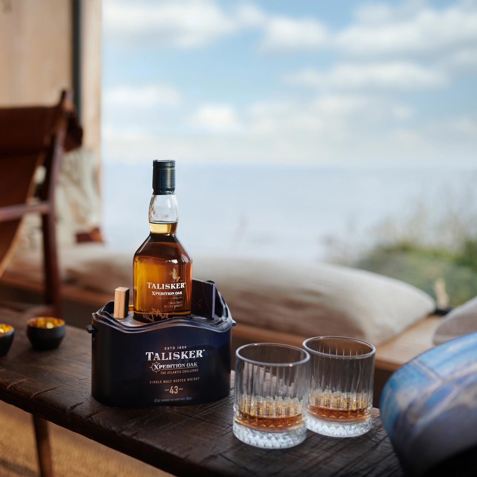talisker_43yo_xpeditionoak_lifestyle-06.jpg